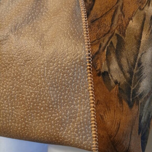 New Canvas Vinyl Camo Top handle Shoulder Bag Purse Brown Crescent Baguette - Picture 5 of 10